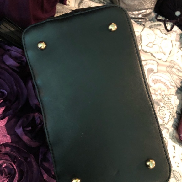 David Jones Paris black handbag - Picture 3 of 3